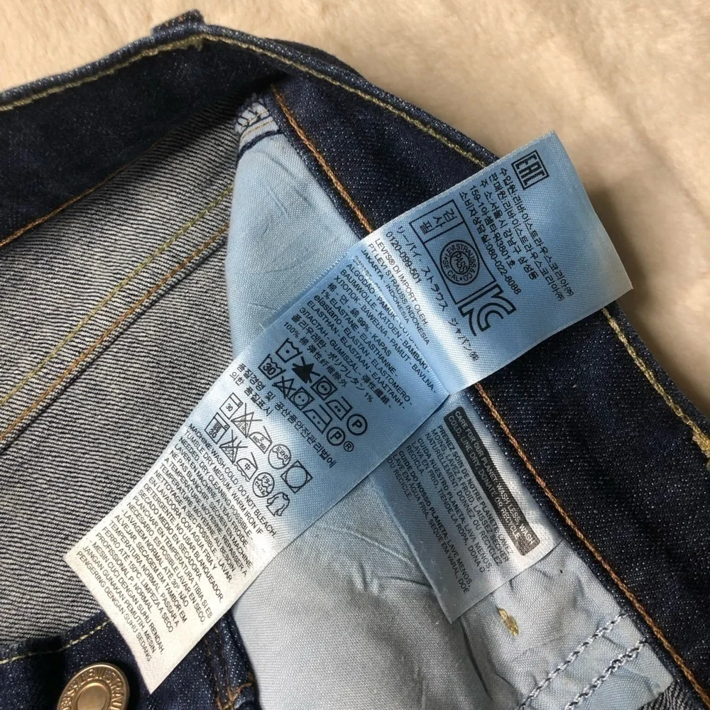 Levi’s size 10 30 x 32